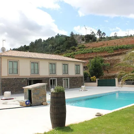 Country house Quinta Da Barca Nuzedo de Baixo